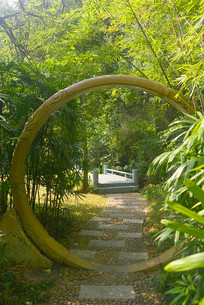 ����԰��԰ï������ ��ʯ���� 