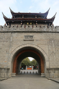 �ɶ������߹��������ų�¥