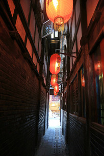 �����խ���ӳɶ�