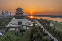 ���ϻƺ��Ļ�չ��������