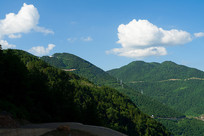 ��ɫ����ɽɽ��