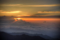 ����ɽ�ƺ�֮�ϵ��ճ�