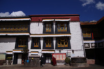 ����������