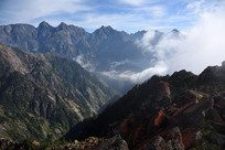 ����ɽ����ɽ����Զ���ĺ��ձڳ����������