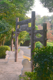 ����԰��԰��ˮ԰�Ʒ� 