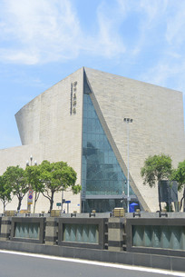 �ɶ��Ļ������Ĵ������� 