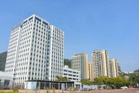 ���ڳ���������и�¥����