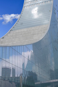 �й�ŷ�����Ĳ���Ļǽ����ͶӰ