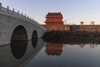 ��ӻƺ��Ļ������Ψ��