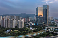 ����Ӣ��ɽ��������ͼ