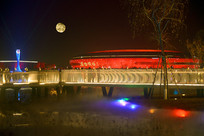 �ɶ���������԰��������ҹ��