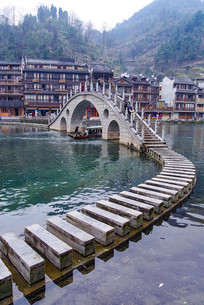 ˮ��ʯ������