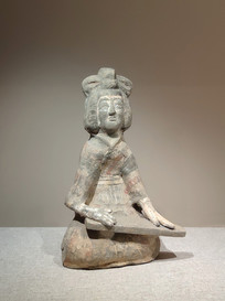 �ݳ��±���Ĺ��ٸ����