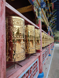 ��ɫת������