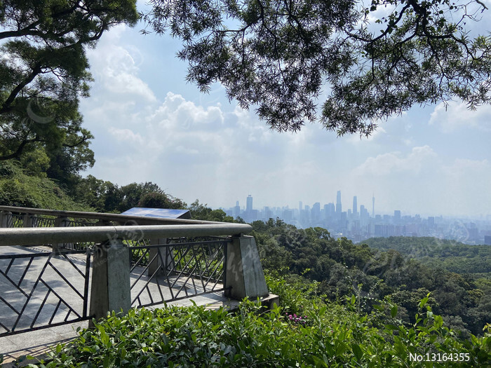 广州白云山山顶图片