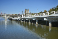 �����н�����·