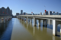 �����м��ִ���