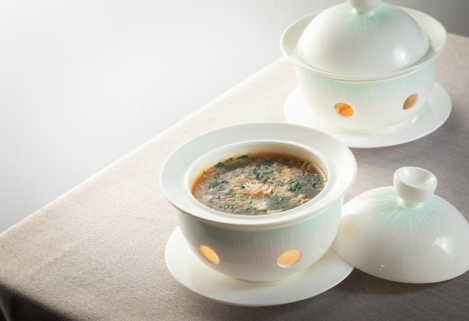 荠菜瑶柱菊花羹