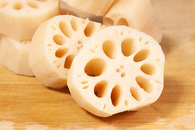 пź