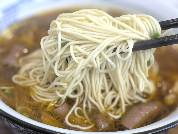 特色牛杂汤面
