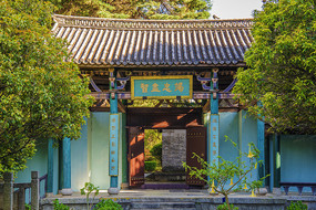 城镇南王府竭忠尽智门与走廊