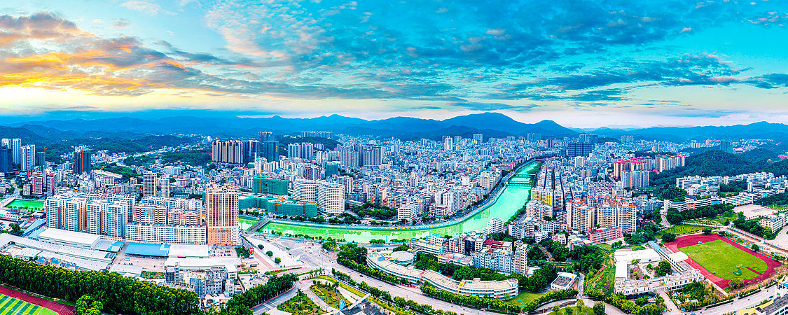 信宜市区航拍图