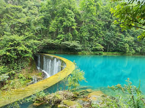 荔波小七孔风景区卧龙潭水坝 
