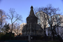 ����  ��������  