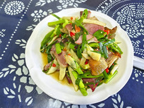 ���⳴����