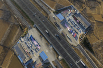 ���ٹ�·����������