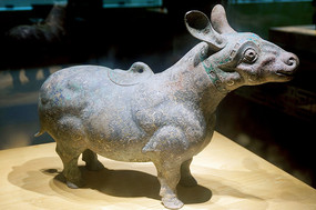 �Ͳ����Ļ�����ݲ�ս����������Ƕͭ����