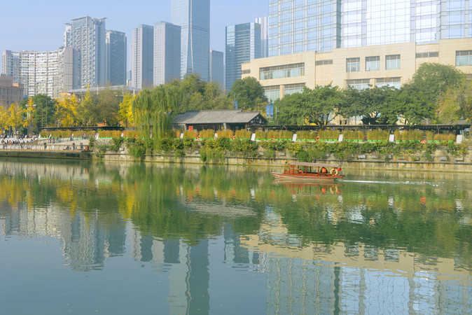 �Ĵ��ɶ�������ľ���δ�