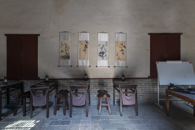 ��ɫ�����黭������