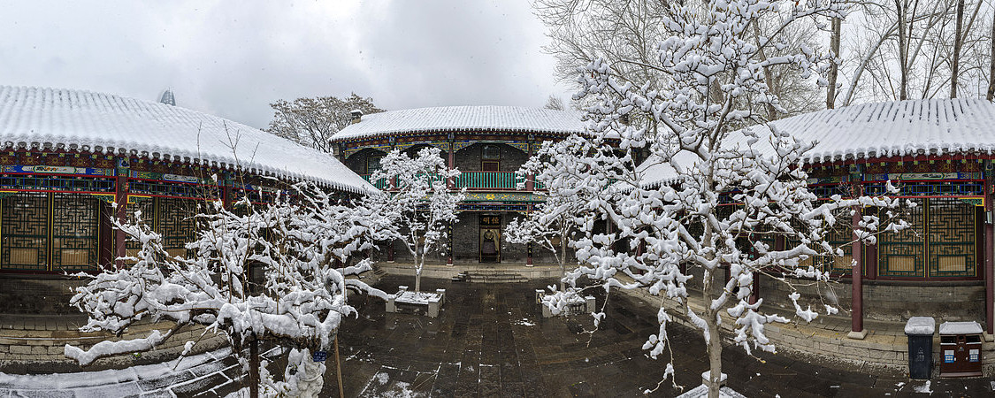 ����ѩ�б����ĺ�Ժȫ��