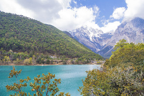 ���¹���Һ����ɽ������ѩɽ