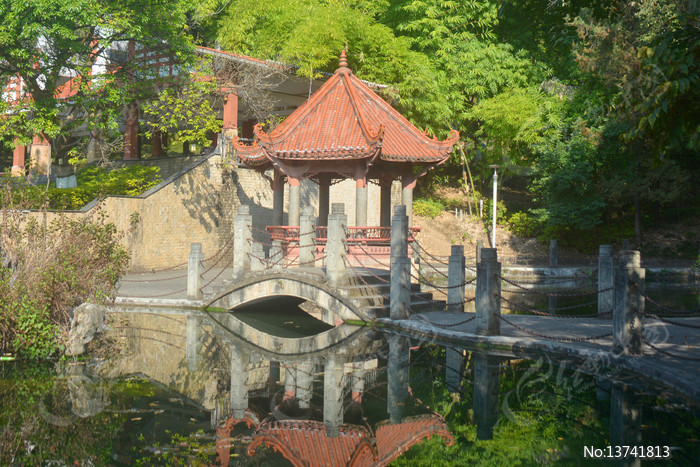 �Ĵ������ؽ���ɽ�羰��ˮ��԰�ֽ���ͼƬ