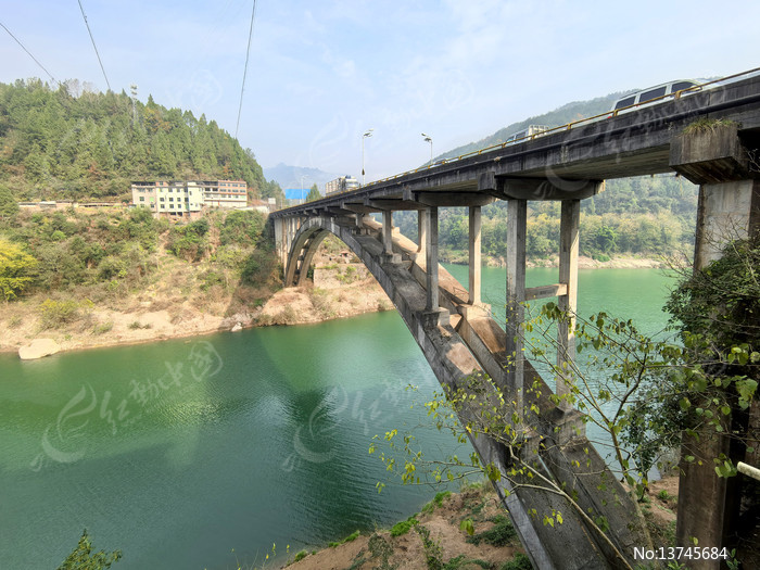 �Ĵ�ͨ����ͨ���ӽ�ͨ����ͼƬ