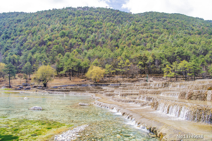 ����ѩɽ���¹Ȱ�ˮ̨��ɽ��ͼƬ