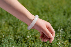 ���Ͱ���ʯ������