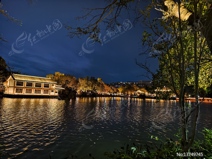 ��������ҹ������ͤ����С��ҹ���ĺ�ˮͼƬ