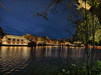 ��������ҹ������ͤ����С��ҹ���ĺ�ˮ