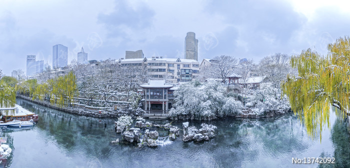 �����ų�ѩ����ˮ̨ͤȫ��ͼƬ