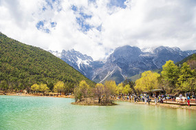 ���¹Ⱦ�̶����С�����Ӷ���