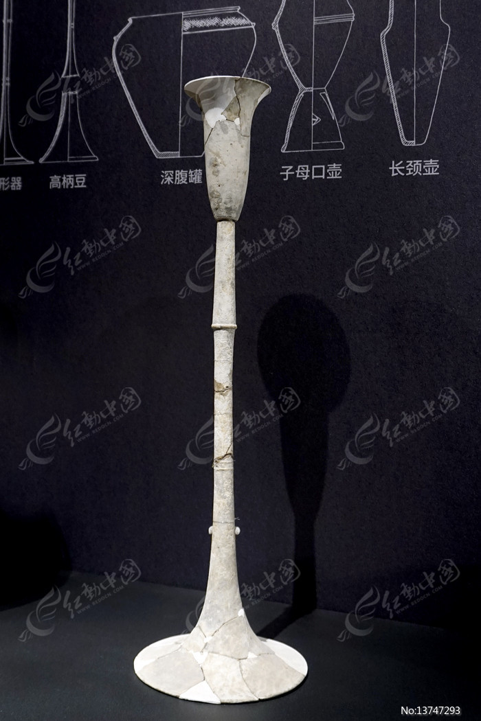 ���ǶѲ��������������ո߱������� ͼƬ