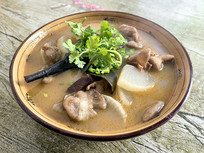 �Ĵ���ɫ��ʳ �ϲ��ʳ��ɷ�