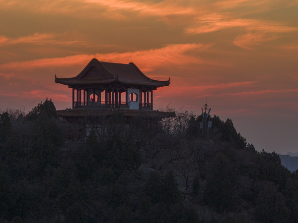 ��ϼ�е���ʽ��ͤ